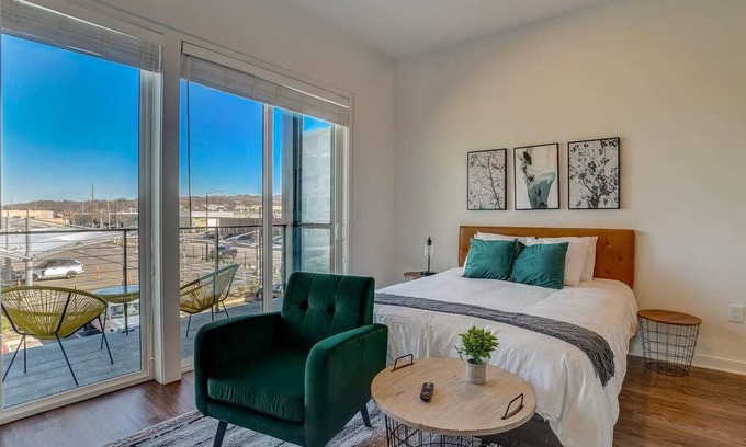 Avondale Apartment | 52 m² Apartment ∙ 2 guests