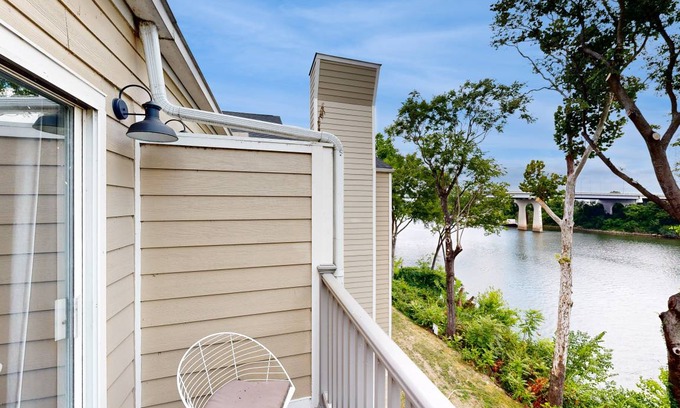 North Capitol Condo | 60 m² Condo ∙ 1 bedroom ∙ 4 guests