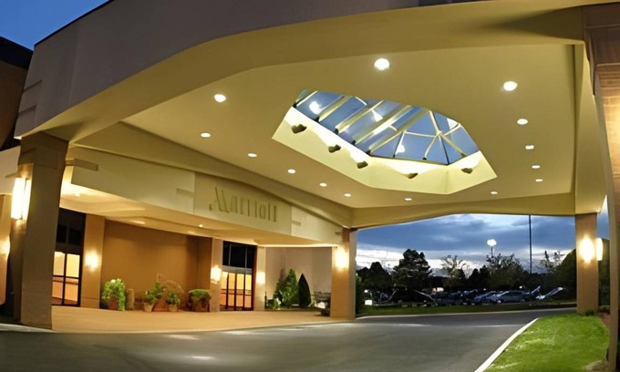 Northeast Columbus Hotel | 60 m² Hotel ∙ 127 guests