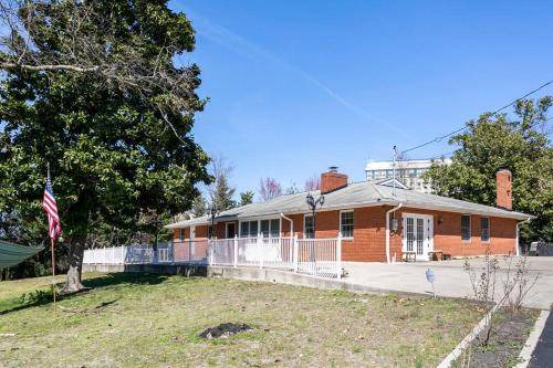 National Harbor Bed & Breakfast | 650 m² Bed and breakfast ∙ 2 guests