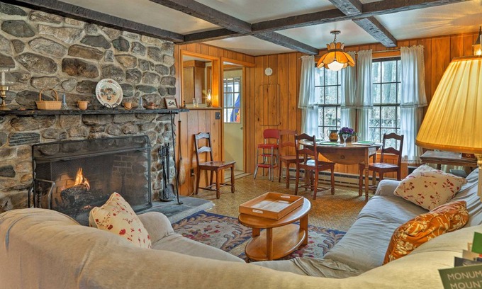 Otis House | 66 m² House ∙ 2 bedrooms ∙ 4 guests