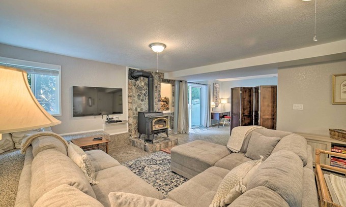 Everett Apartment | 69 m² Apartment ∙ 4 guests