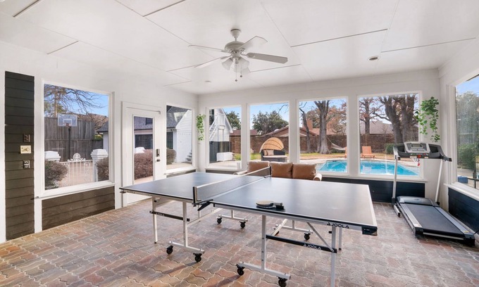 North Arlington House | 6BR Arlington Oasis w/ Pool - Close to AT&T & More