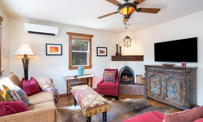 South Capitol House | 72 m² House ∙ 1 bedroom ∙ 4 guests