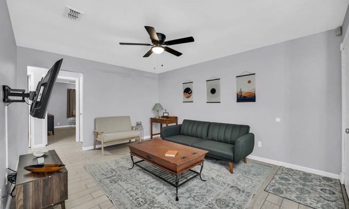 McAllen House | 75 m² House ∙ 2 bedrooms ∙ 4 guests