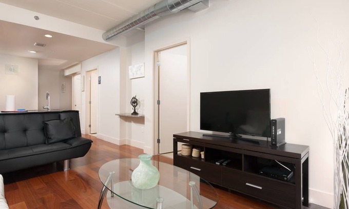 Center City West Apartment | 79 m² Apartment ∙ 2 bedrooms ∙ 5 guests