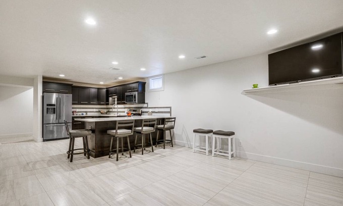 Northeast South Bend Apartment | 83 m² Apartment ∙ 1 bedroom ∙ 2 guests