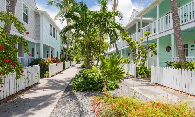 Truman Annex Condo | ALHAMBRA at The Truman Annex in Key West