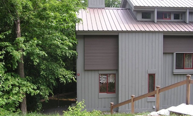 Lincoln House | Almost Leaf-Peeping Time - 3 bdrm vacation home near White Mtn National Forest