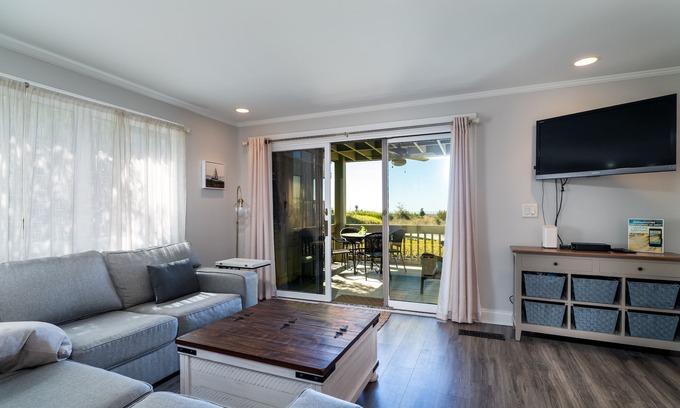 Seabrook Island House | Amazing End-Unit Villa w/Water/Beach Views! Dog Friendly! 5-Star! Amenity Cards!