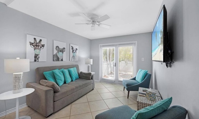 Truman Annex Condo | AQUA OASIS at The Truman Annex in Key West.