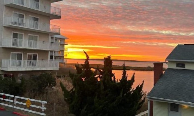 Little Salisbury Condo | Bay view and newly renovated and new decks on both sides!