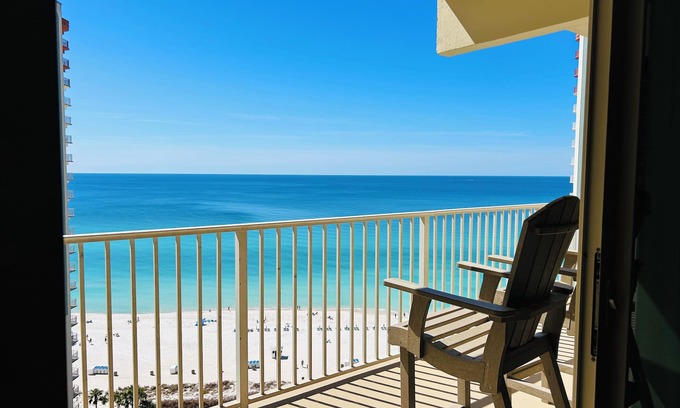 Panama City Beach Apartment | BEACHFRONT~DBL Direct Balcony Gulf View MBR&LR~NO xtra fees~ FRONT res parking