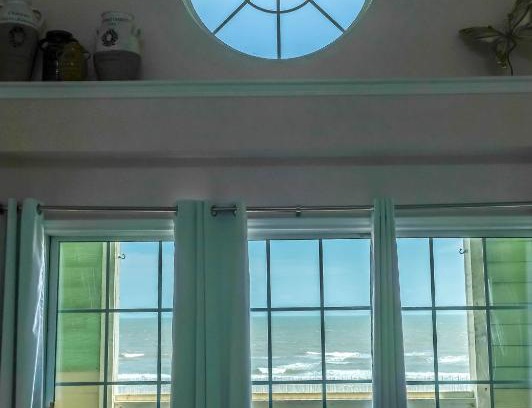 Galveston Apartment | Beachfront luxury at Dawn 1036