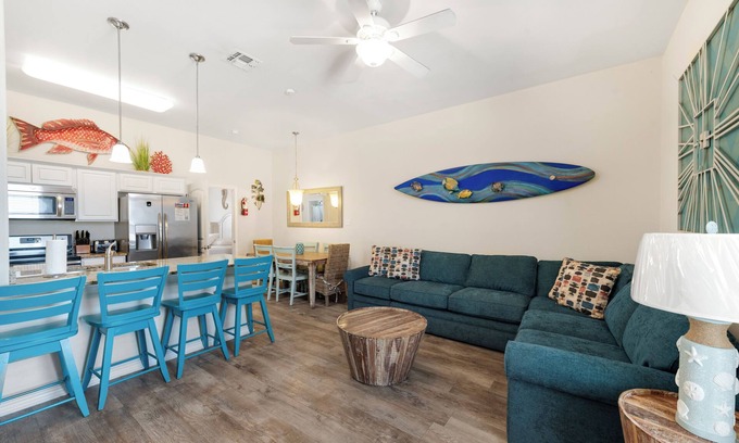 Corpus Christi House | Beautiful Beachside Townhouse w/Gulf Views, Across the street from the Beach