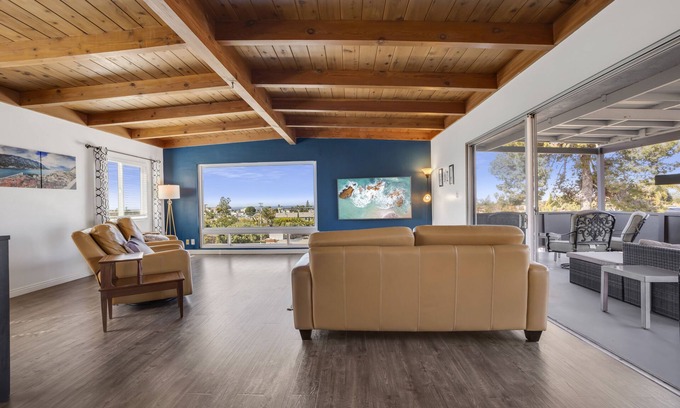 Encinitas House | Beautiful Ocean View 3 Bedroom in Encinitas!