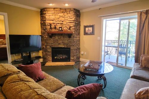 Gatlinburg Apartment | Bon Air 2011