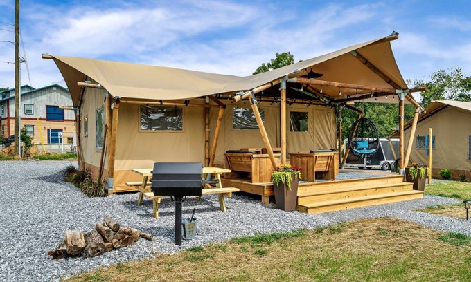 Wears Valley Other | Camping ∙ 2 bedrooms ∙ 5 guests