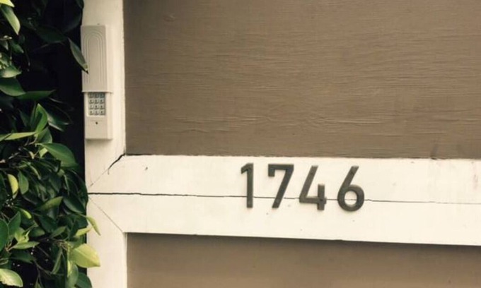Hollywood House | Charming 4-bedroom house free parking in the middle of Hollywood