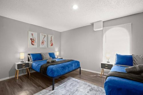 North University Apartment | Cozy and Central UT Moody