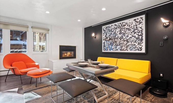 Aspen Condo | Cozy Cute Mountainside Ski-In-Ski-Out Studio