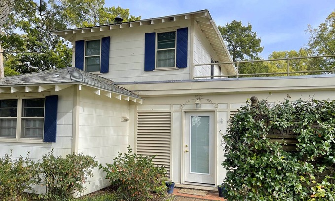 East Beach House | Desirable East Beach Home! 1/2 block to beach access