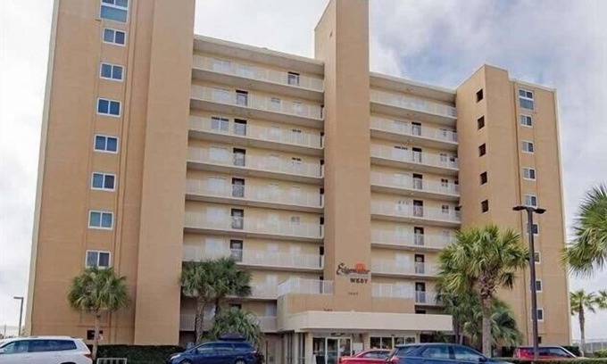 Gulf Shores Condo | Edgewater West 53 by ALBVR - This Beachfront Condo is Perfect for your next Family Getaway