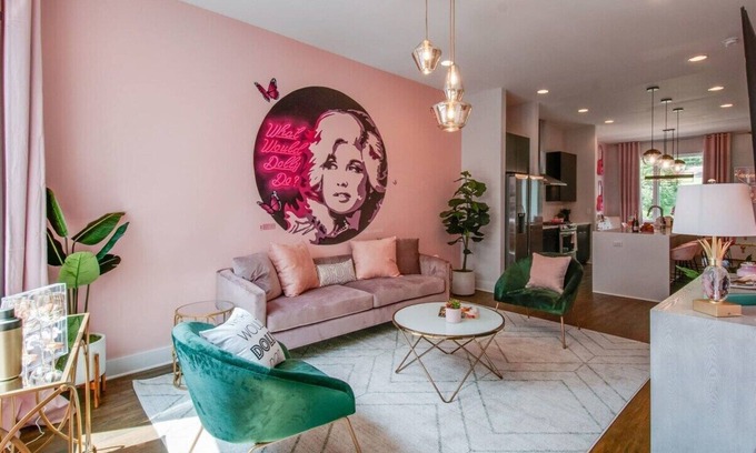 Nashville House | Fall rooftop decks, karaoke rooms, modern kitchens near Broadway