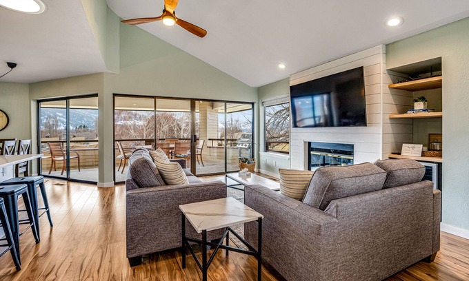 Wapato Point House | Fully renovated townhome with private hot tub, deck, shared pool, & fast WiFi