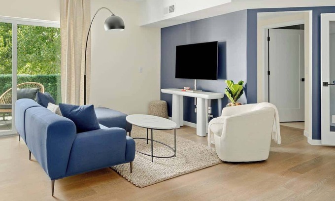 Olde Town Arvada Condo | Heart of Olde Town | Urban Retreat | 95 Walk Score