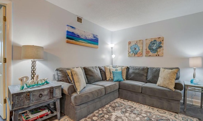 Palmetto Dunes Apartment | Hilton Head Resort 3411, 2 Bedroom, Sleeps 4, Heated Pool, Gym, Hot Tub