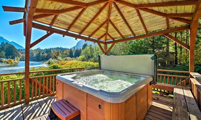 Gold Bar House | House ∙ 2 bedrooms ∙ 4 guests