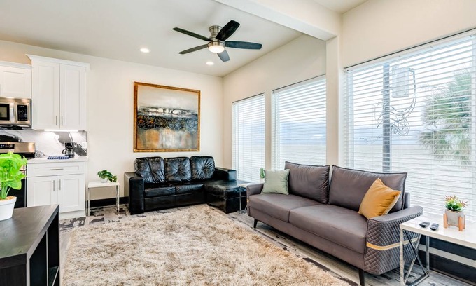 Bacliff House | House ∙ 3 bedrooms ∙ 6 guests