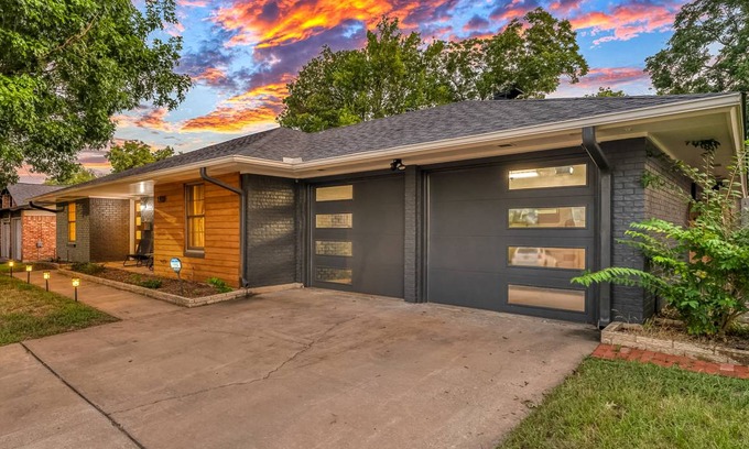 Coronado Hills House | House ∙ 4 bedrooms ∙ 8 guests
