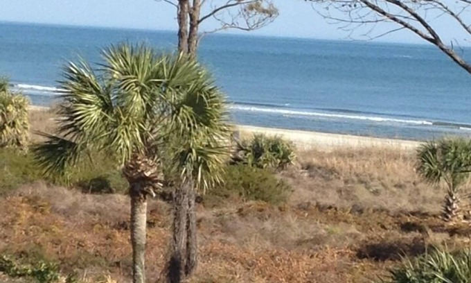 Hilton Head Island Condo | Huge Ocean View,central air,elevator,pool,WIFI,one bedroom,reduced Oct 23-31