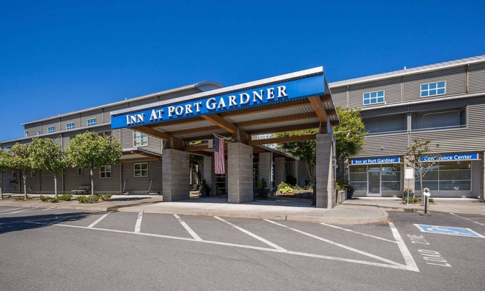 Northwest Everett Hotel | Inn at Port Gardner, Ascend Hotel Collection