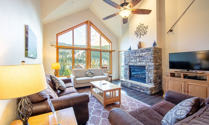 Mountain House Condo | Keystone Condo w/Mountain Views & Only a Short Walk to Shops & Dining!