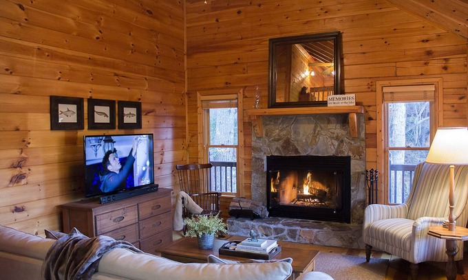 Cherry Log Cabin | Lake Hideaway - Luxury, Lake and Mountain Views, Private Dock, Fishing, Canoeing