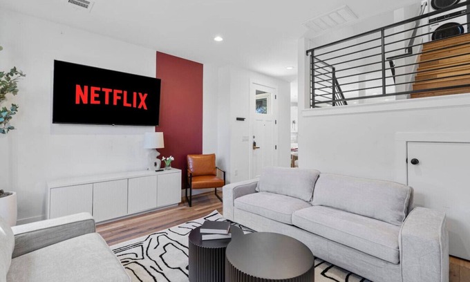 University Hills and Windsor Park House | Luxe Windsor Park Home | Close for F1, ACL + More