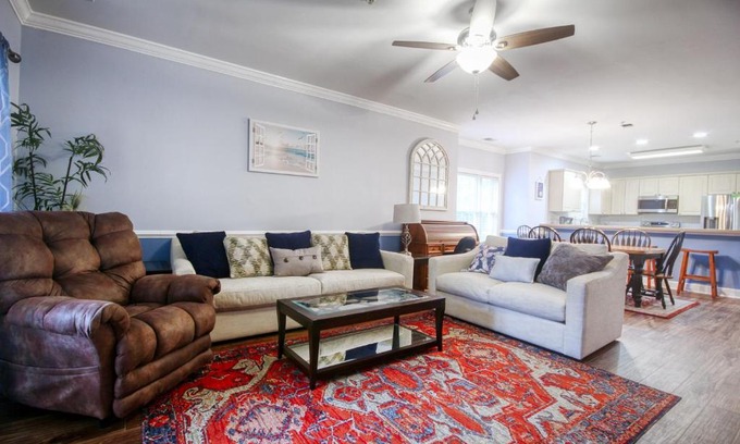 Central Myrtle Beach Apartment | Magnolia Pointe 105