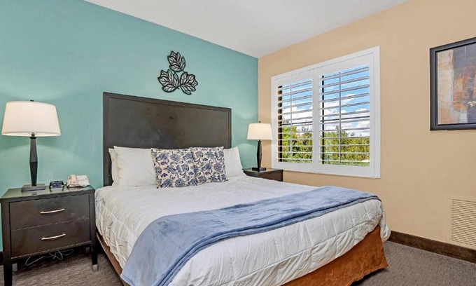 Florida Central Atlantic Coast Apartment | Near Disney- 1BR Suite with King Bed - Pool and Hot Tub!