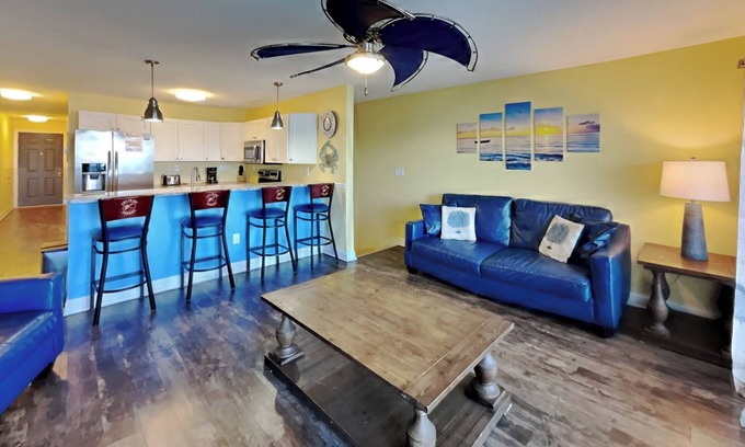 Put-in-Bay Condo | New 4 Bedroom 2 Bath Waterfront Condo - Sleeps up to 10 Max - CON 111