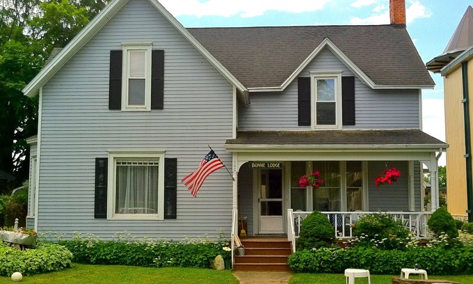 Charlevoix House | New Winter rates and NOW minimum night stay is just 2 nights all through spring!