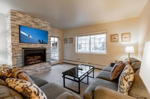 Vail Apartment | Nine Vail Road Easy Access to Gondola