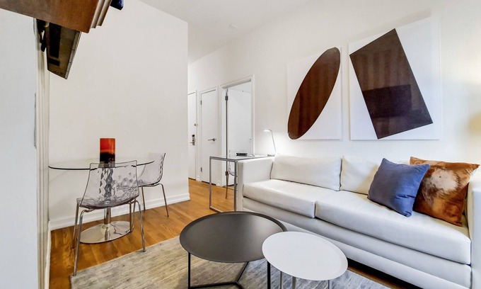 Upper East Side Apartment | One Bedroom on the Upper East Side