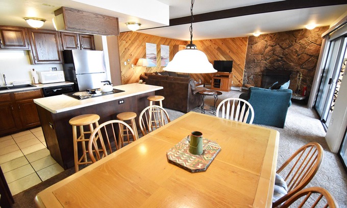Dillon Condo | Pet Friendly-Lakefront, Amazing Views. Available for 30 Days or More Only