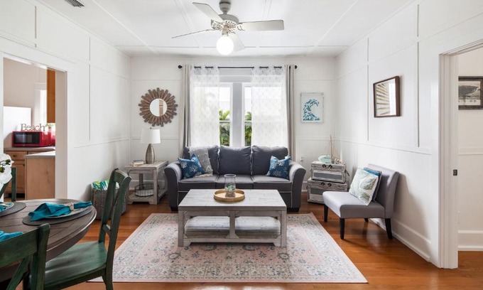 Uptown - Upper Duval House | Point Break Suites