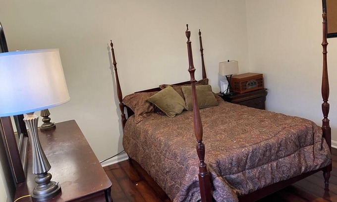 Winchester Resort | Private room ∙ 1 guest