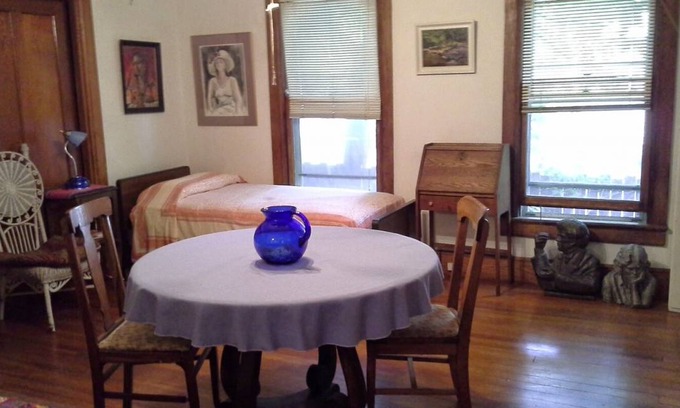 Woodstock Resort | Private room ∙ 1 guest