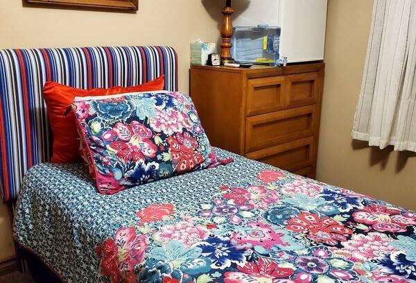 Mount Clemens Resort | Private room ∙ 1 guest